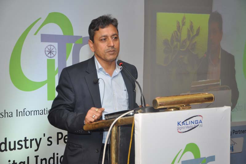 Dr. Omkar Rai ,Director General, STPI presenting the inaugural address